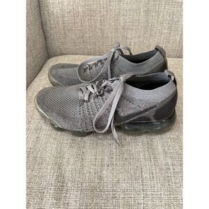 Nike Men's VaporMax Flyknit 2 Sneakers Gray/Black Sz 9.5
